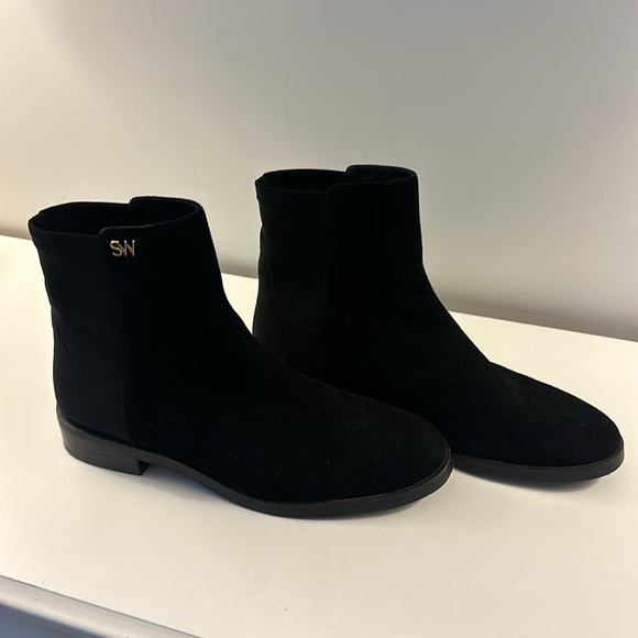 Stuart Weitzman Booties - Picture 3 of 4